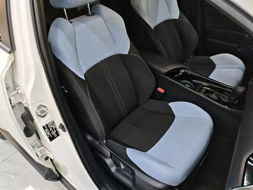 Toyota IZOA 2020 2.0L Yi Xiang CARE фото 25