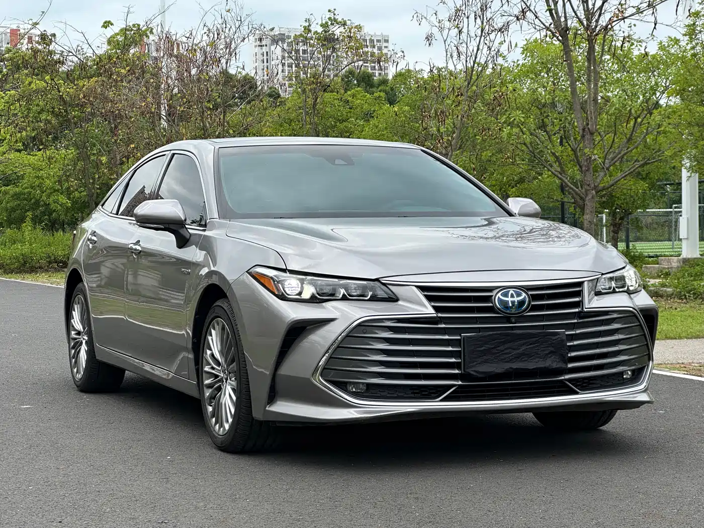 Toyota Avalon 2019 Hybrid 2.5L XLE Premium Edition China V фото 3