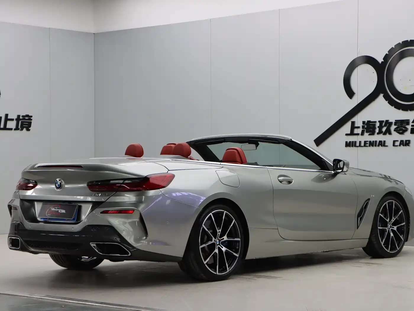 BMW 8 Series 2019 840i Convertible M Sport фото 6