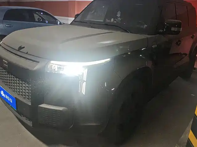 rox-polar-stone polar-stone-01