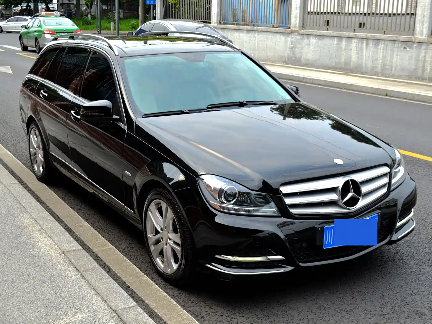 Mercedes-Benz C-Class (Import) 2012 2011 C 200 Fashion Wagon Edition