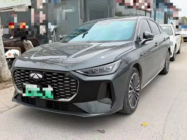 CHERY FENGYUN A8L