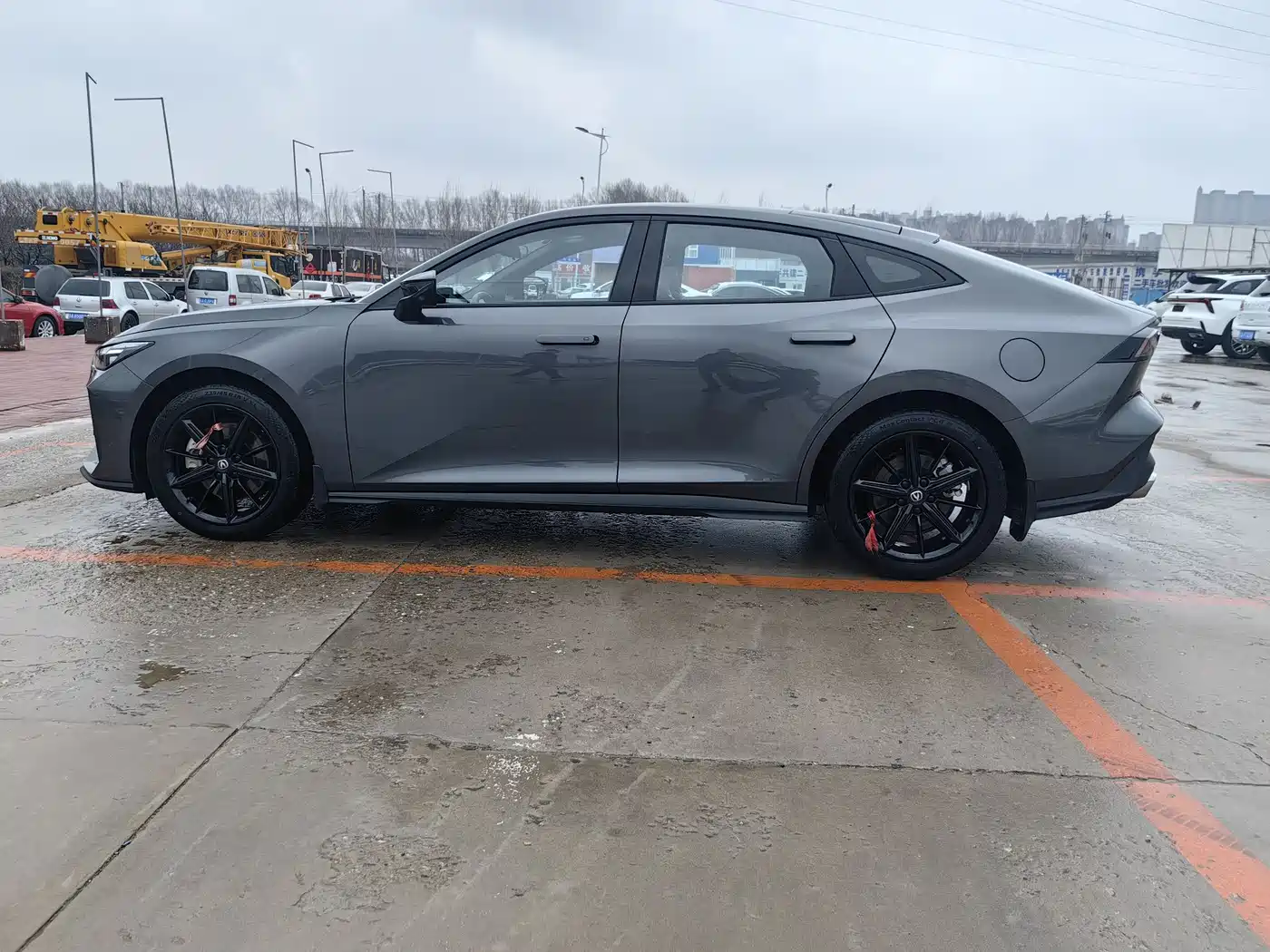 CHANGAN UNI V SMART IDD