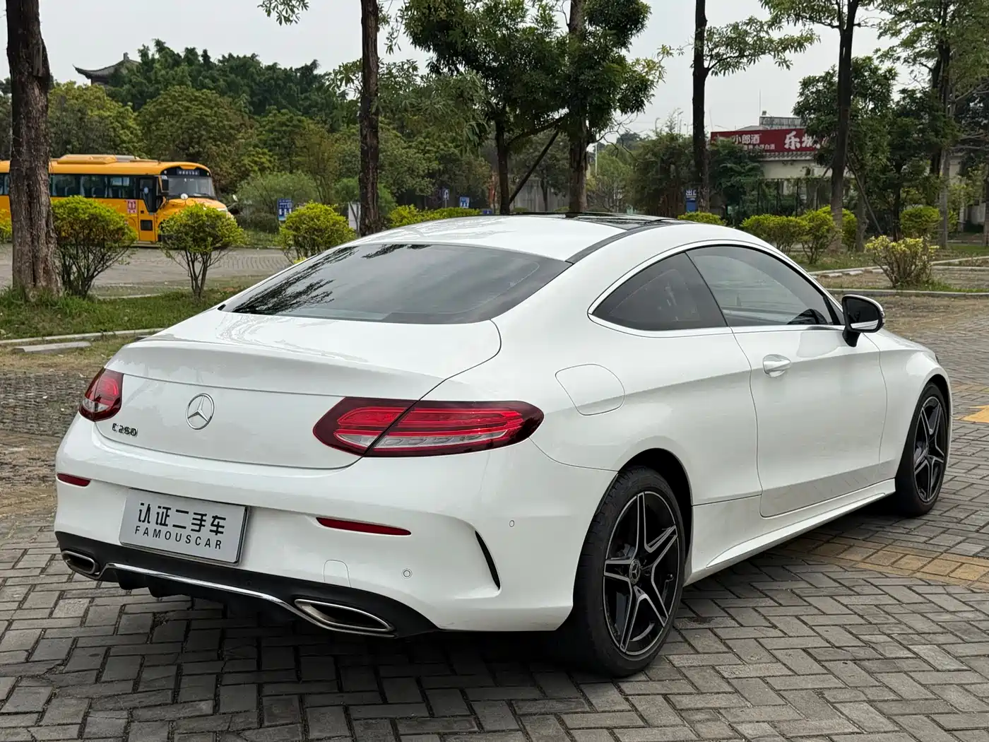 MERCEDES-BENZ C CLASS