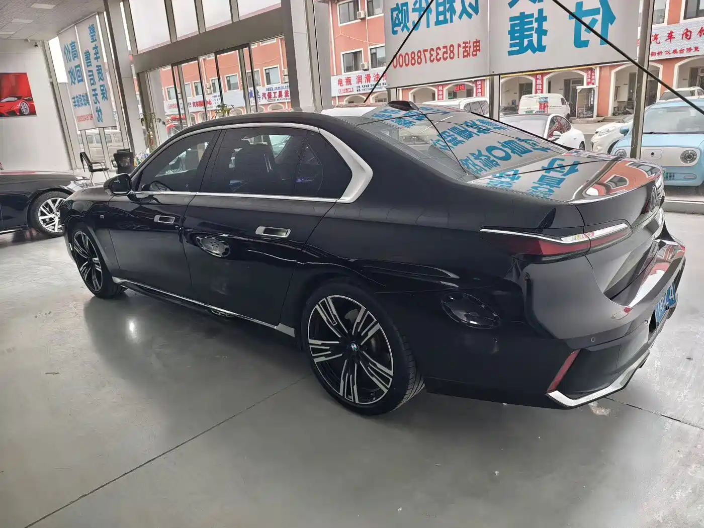BMW 7 Series 2023 Model 740Li Premium Luxury Package фото 6