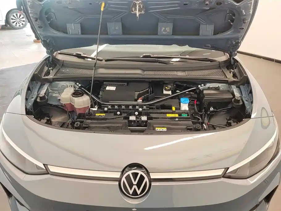 VOLKSWAGEN ID.7 VIZZION