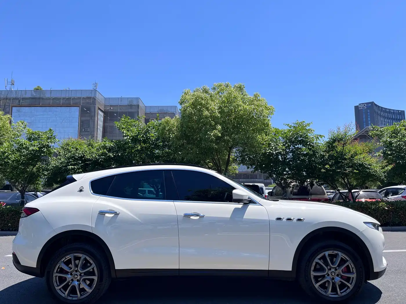 Maserati Levante 2022 2021 3.0T Standard Edition