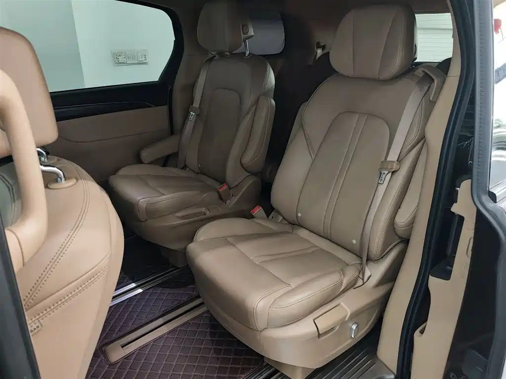 Buick GL8 2021 ES Landlord 653T Premium фото 17