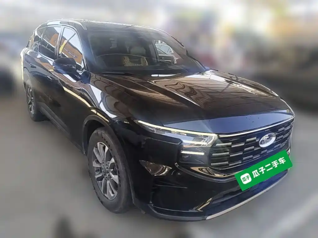 Фото 6 - Ford Edge