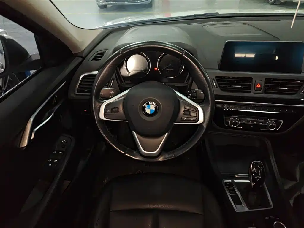 BMW 1 Series 2020 Model 120i Fashion Style фото 3