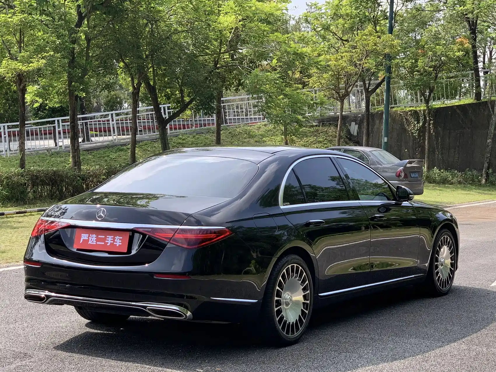 Фото 9 - Mercedes-Benz S-Class