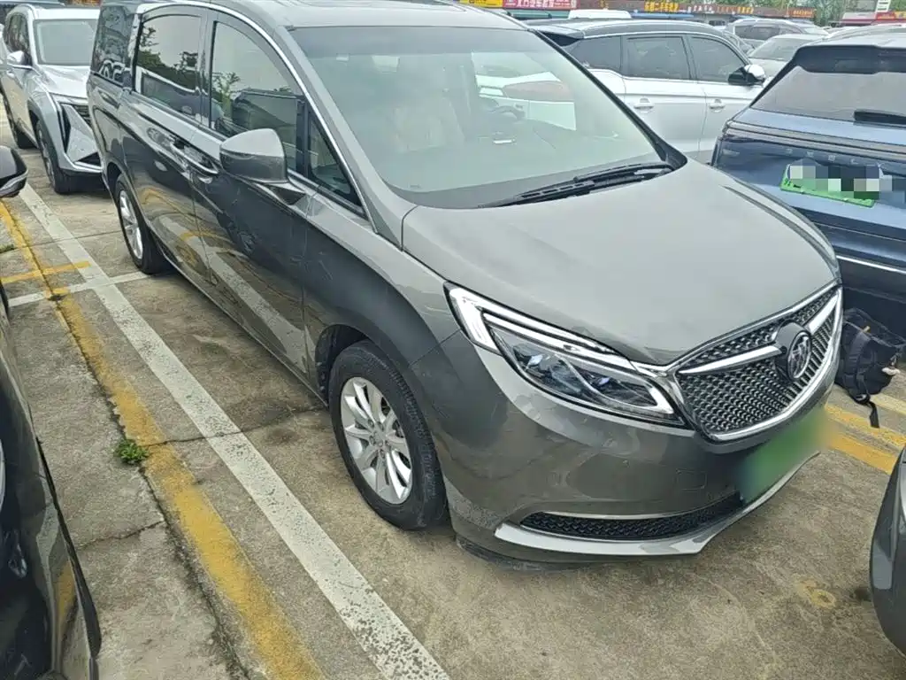 Buick GL8 2017 ES 28T Premium China V фото 22