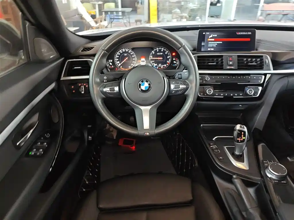 BMW 3 Series GT 2019 320i M Sport Package фото 7