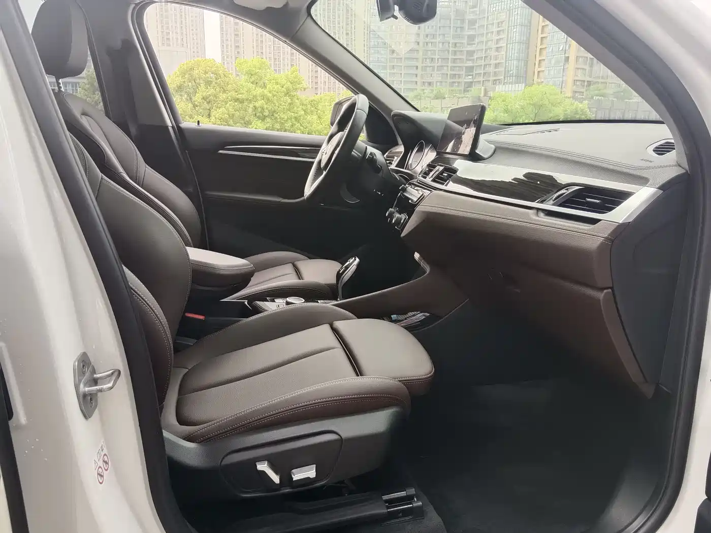 BMW X1 2021 Facelift xDrive25Li Premium фото 13