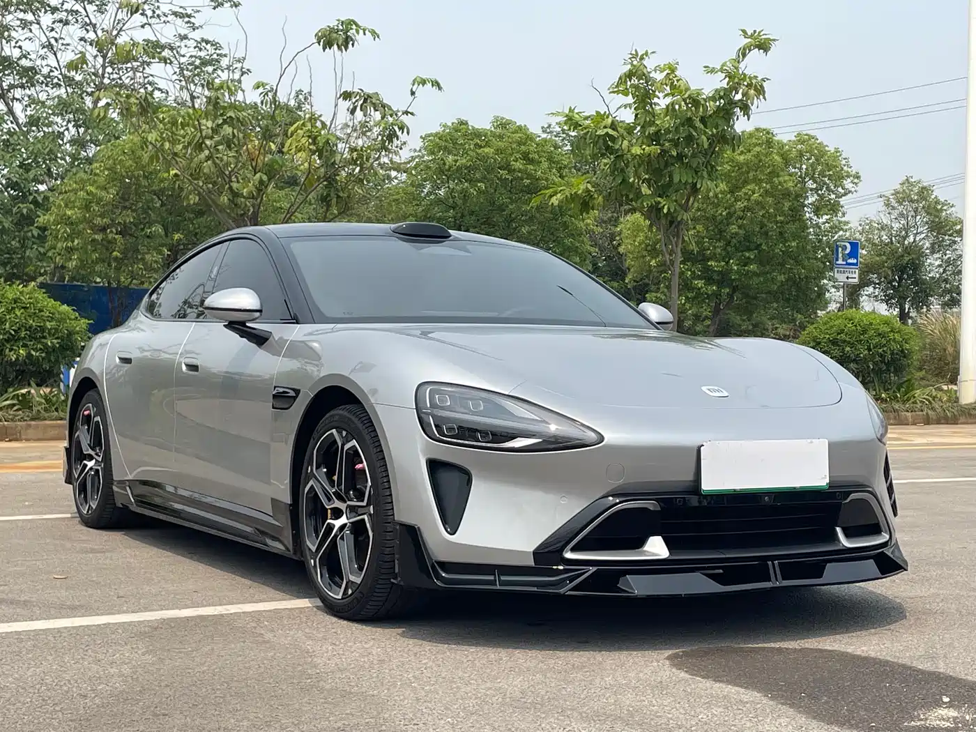 XIAOMI CAR XIAOMI SU7