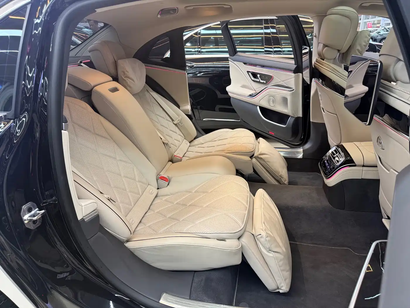 Mercedes-Benz Maybach S-Class 2024 Facelift S 480 4MATIC фото 12