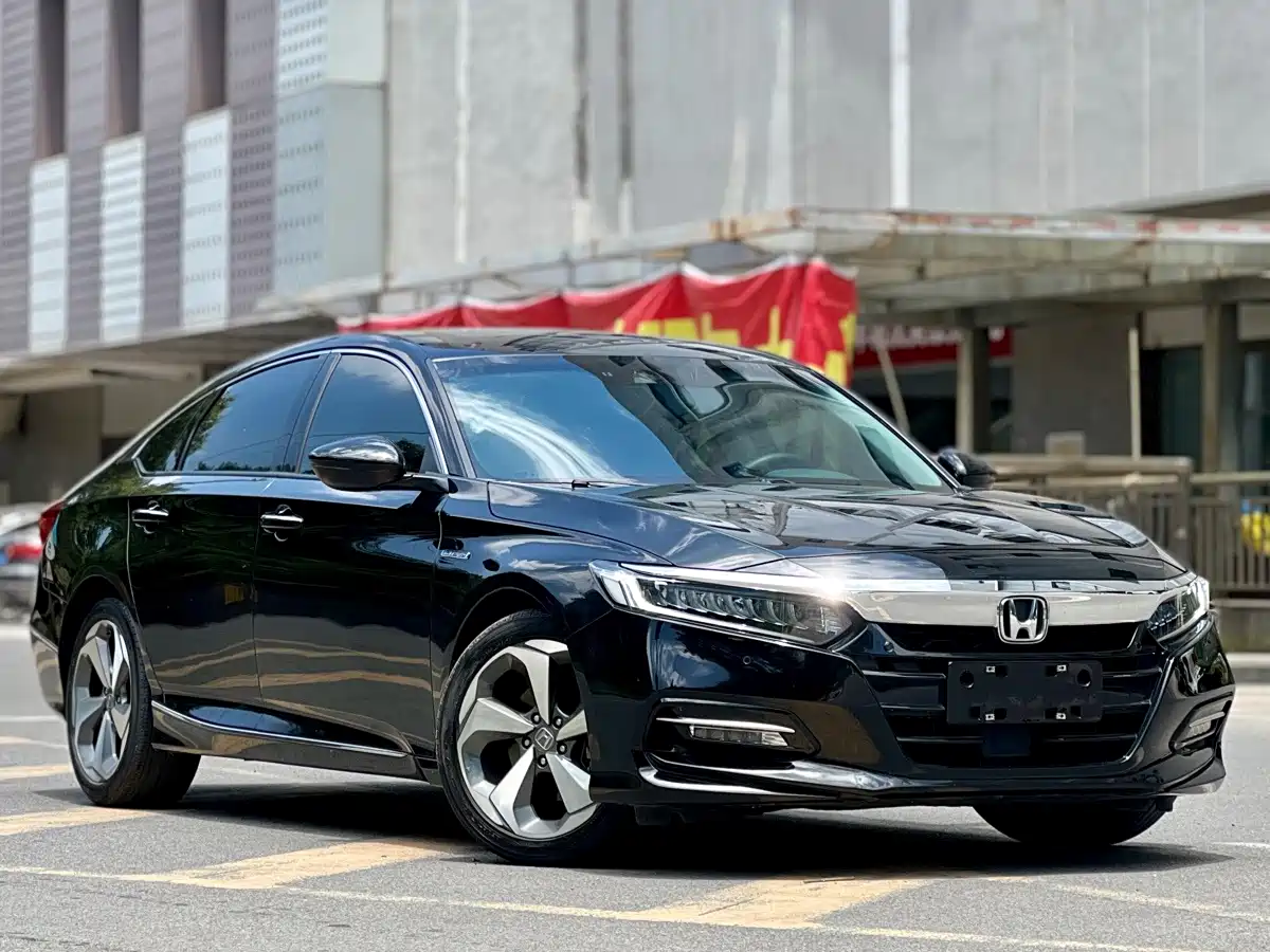 Photo 3 - Honda Accord