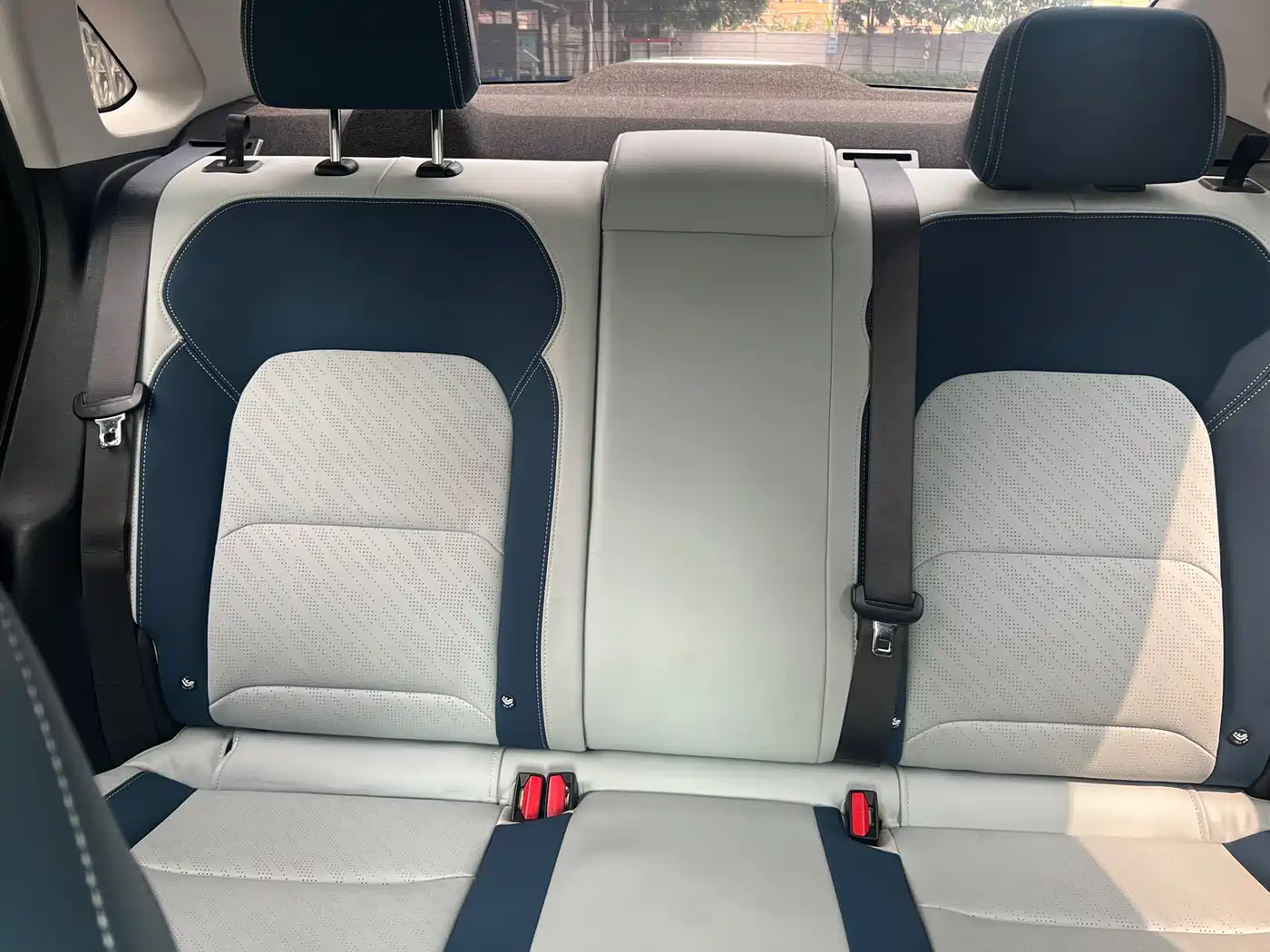 GEELY AUTOMOBILE EMGRAND