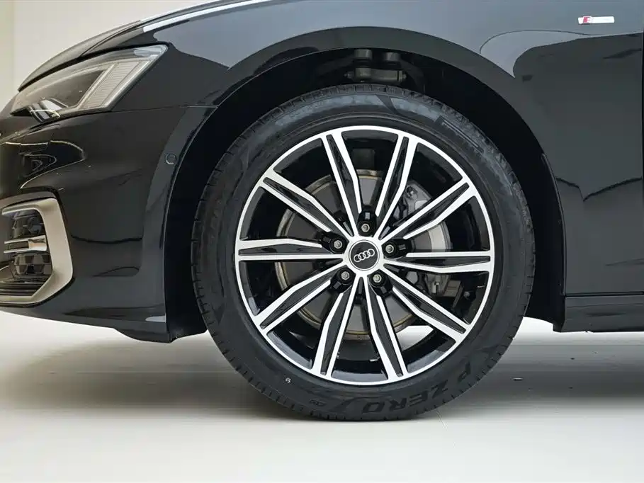 Audi A6L 2025 Model Year Facelift 45 TFSI quattro Premium Sport фото 15