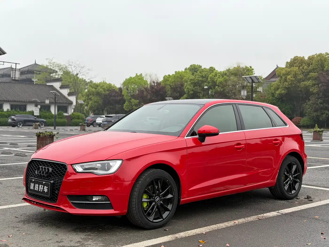 Audi A3 2014 Sportback 35 TFSI Automatic Comfort фото 3