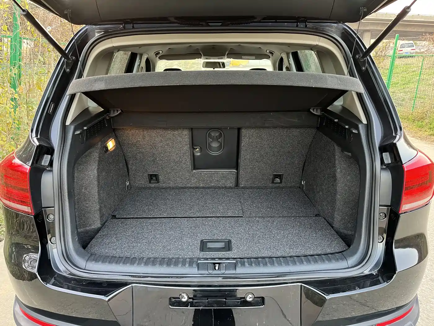 Volkswagen Tiguan 2016 Model 300TSI Automatic 2WD Trend Edition фото 12