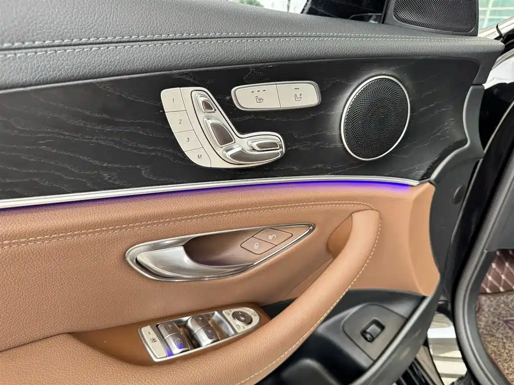 Mercedes-Benz E-Class 2017 E 300 L Sport Luxury фото 8