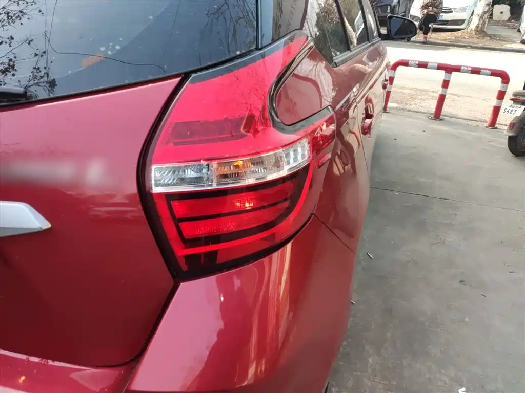 Toyota YARiS L Zhi Xuan 2021 1.5L CVT Leading Edition фото 8