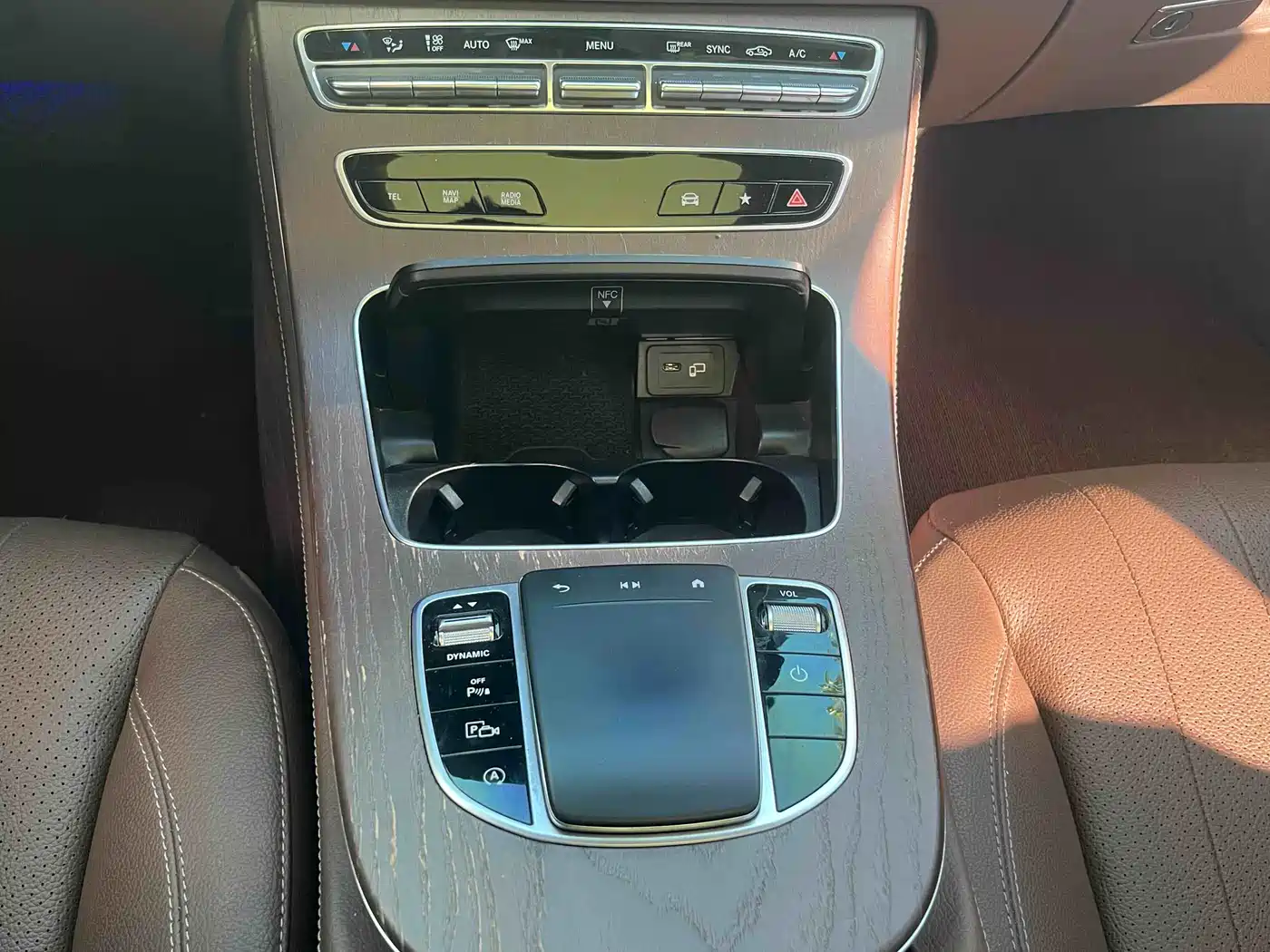 Mercedes-Benz E-Class 2023 E 300 L Fashion фото 16