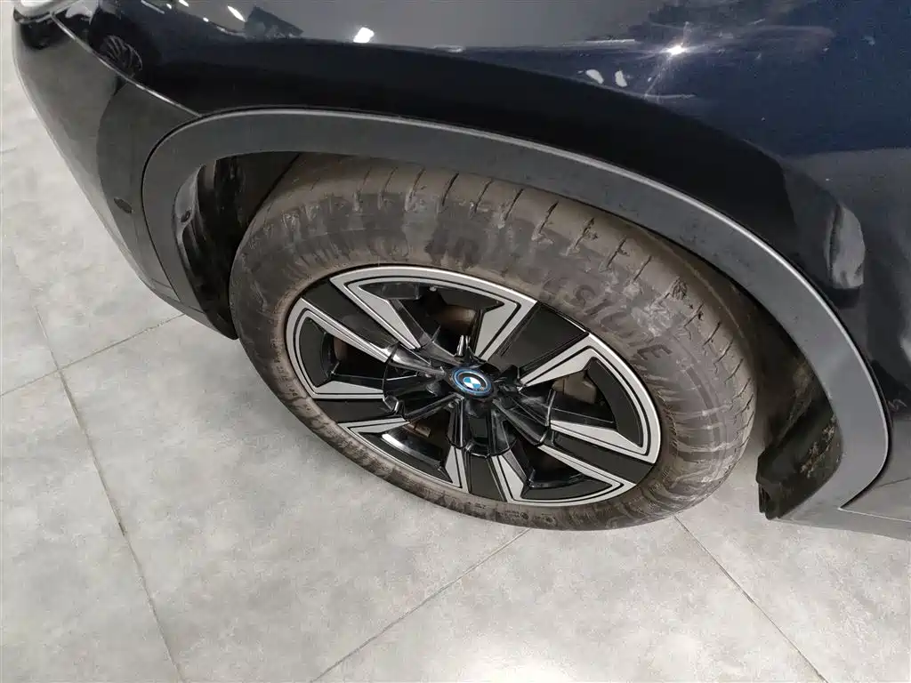BMW iX3 2021 Facelift Leading фото 25