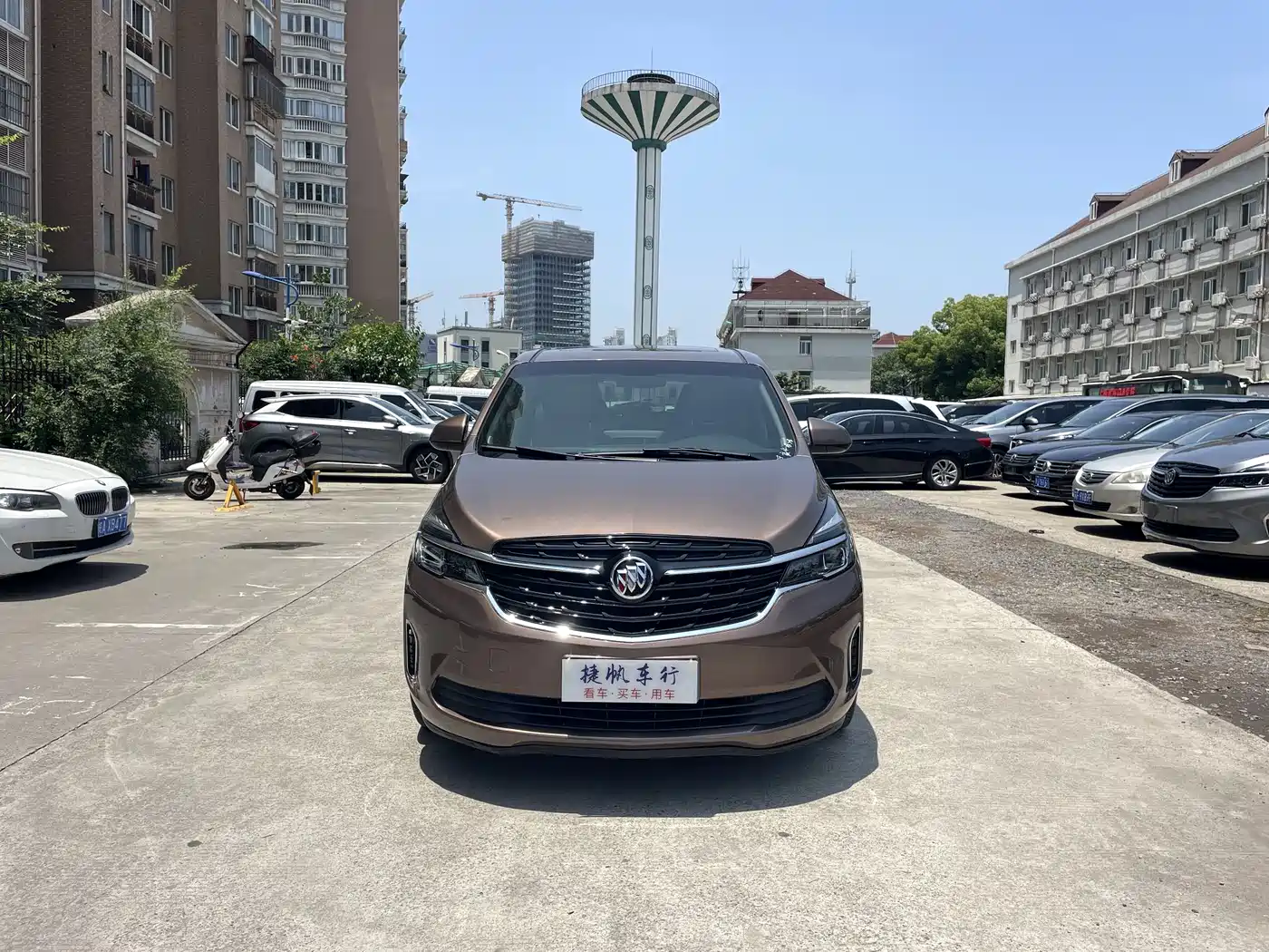Buick GL8 2020 Model Land Business Class 652T Luxury фото 2