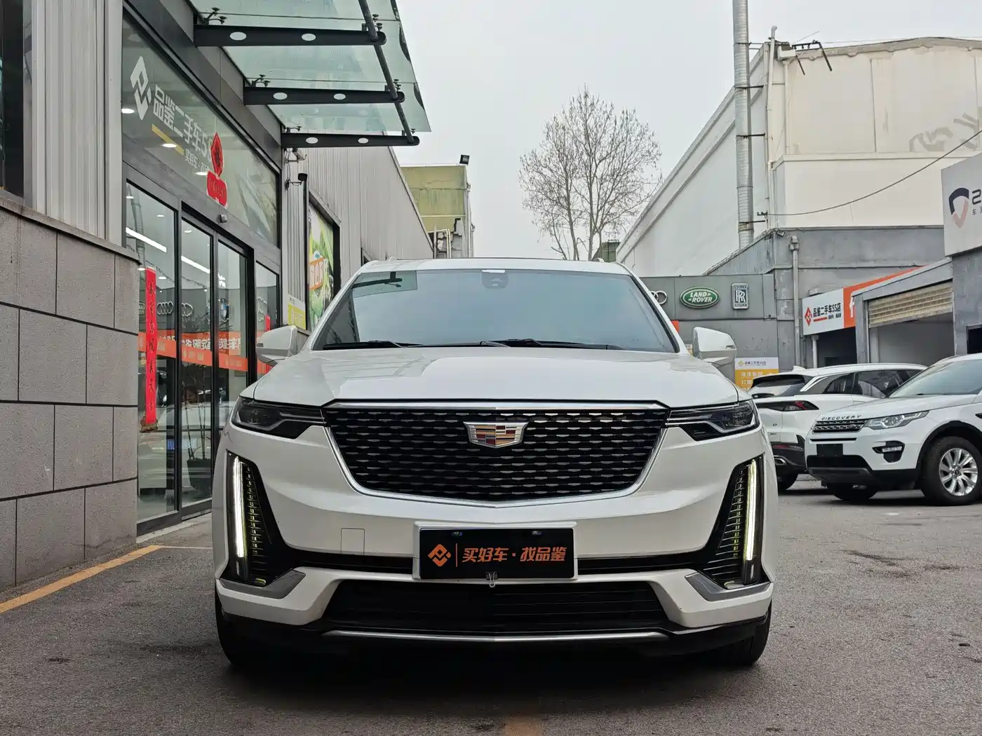 CADILLAC XT6