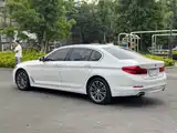 صورة 4 - BMW 5 Series