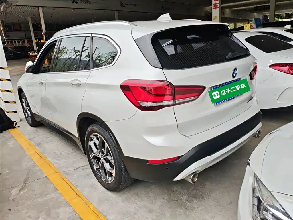 BMW X1 2021 sDrive25Li Leading фото 23