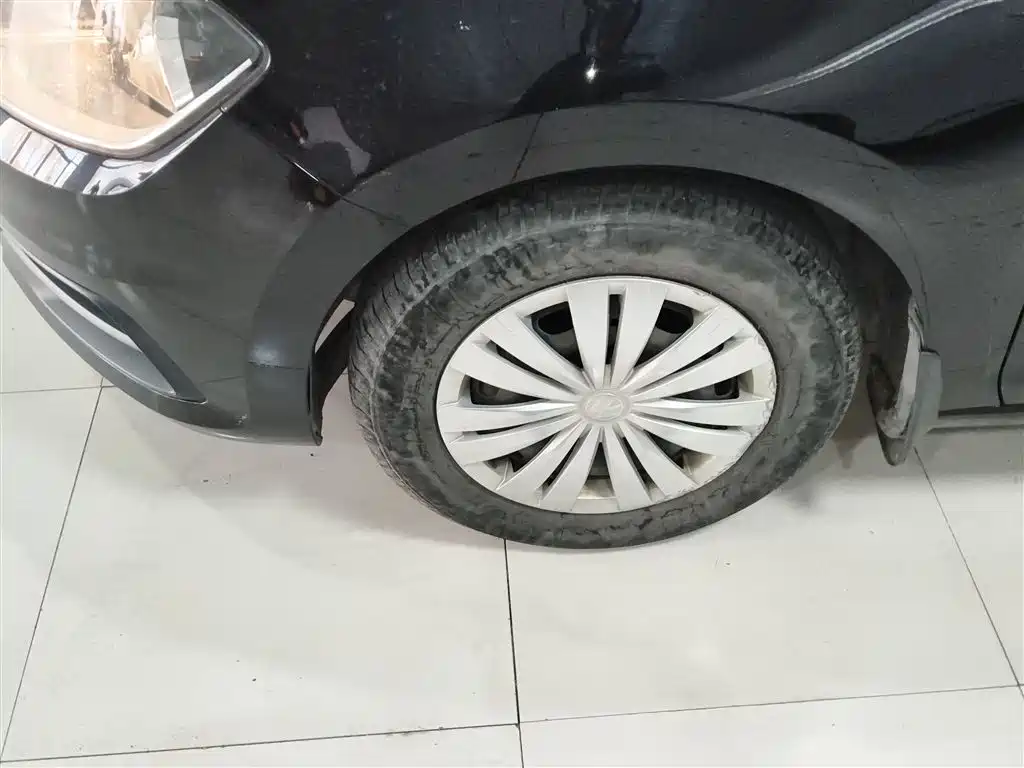 Volkswagen Santana 2016 1.6L Manual Trend Edition фото 25