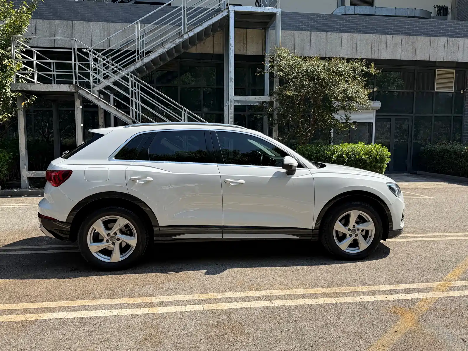 Photo 27 - Audi Q3