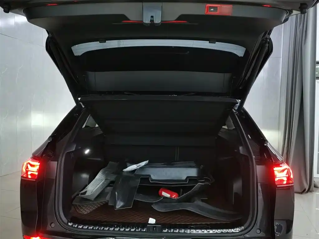 Volkswagen Talagon 2023 380TSI 4WD R-Line Touring Edition фото 9