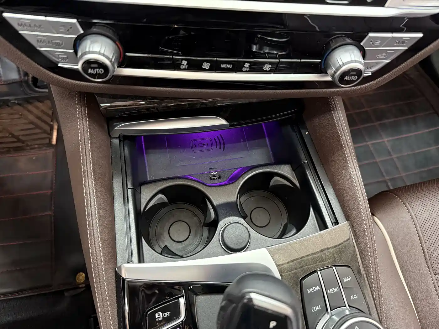 BMW 5 Series 2022 525Li Luxury Package фото 23