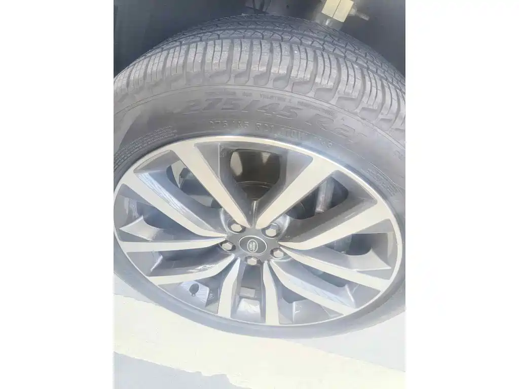 Land Rover Discovery 2024 2024 360PS Dynamic SE