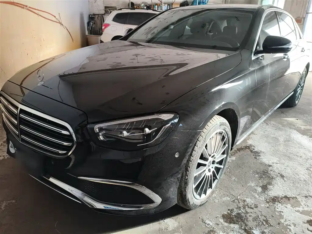 Mercedes-Benz E-Class 2023 E 260 L 4MATIC фото 2
