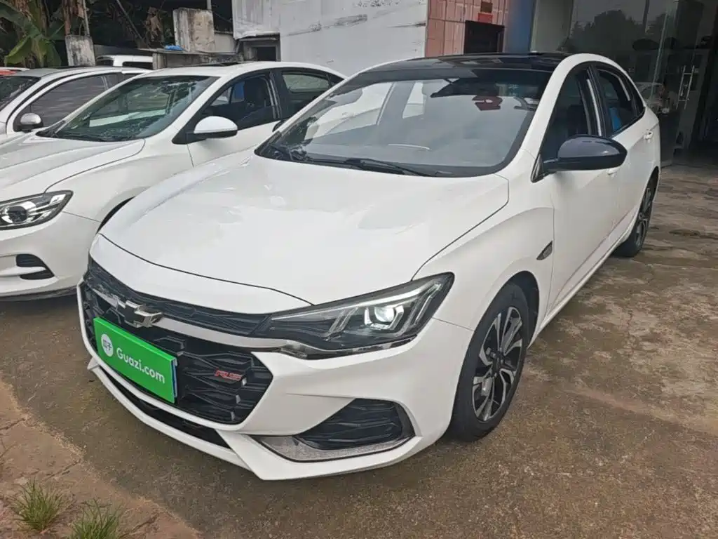 Chevrolet Monza 2019 RS 330T Auto Smooth Edition China VI