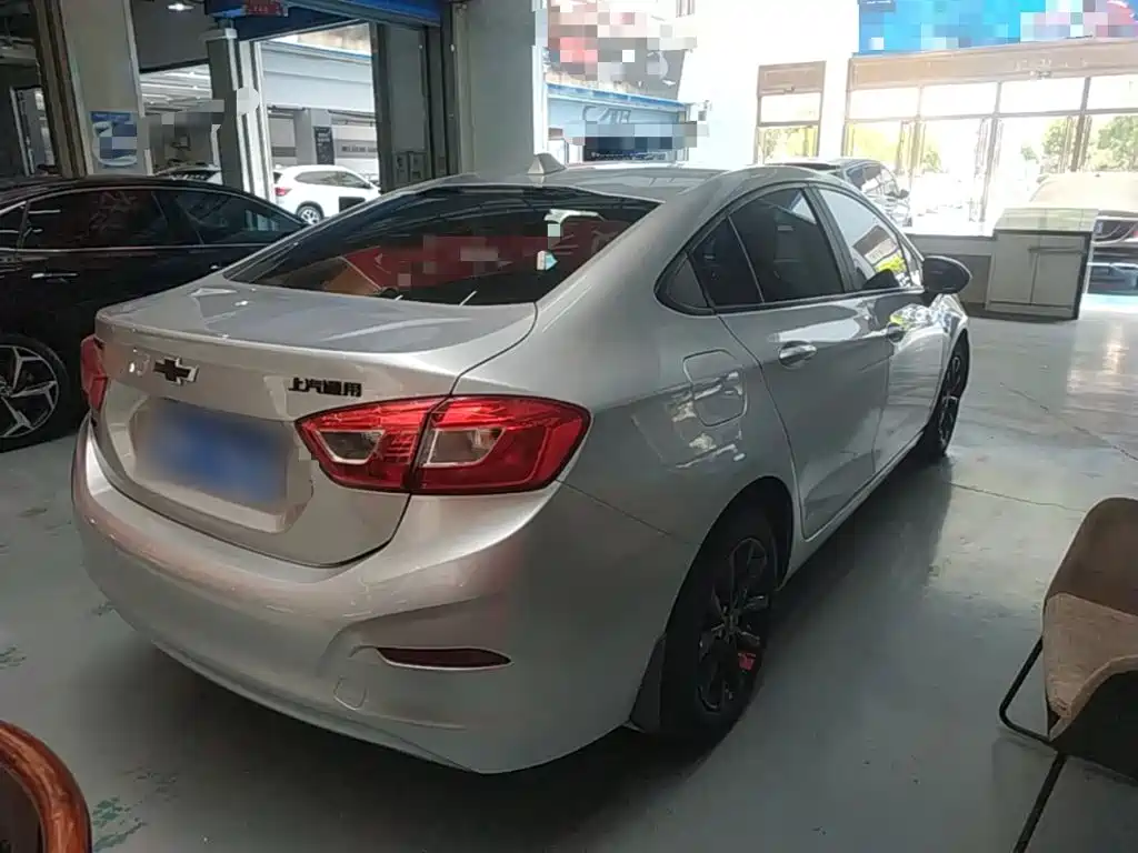 Chevrolet Cruze 2019 2018 Redline 320 Automatic Pioneer Edition