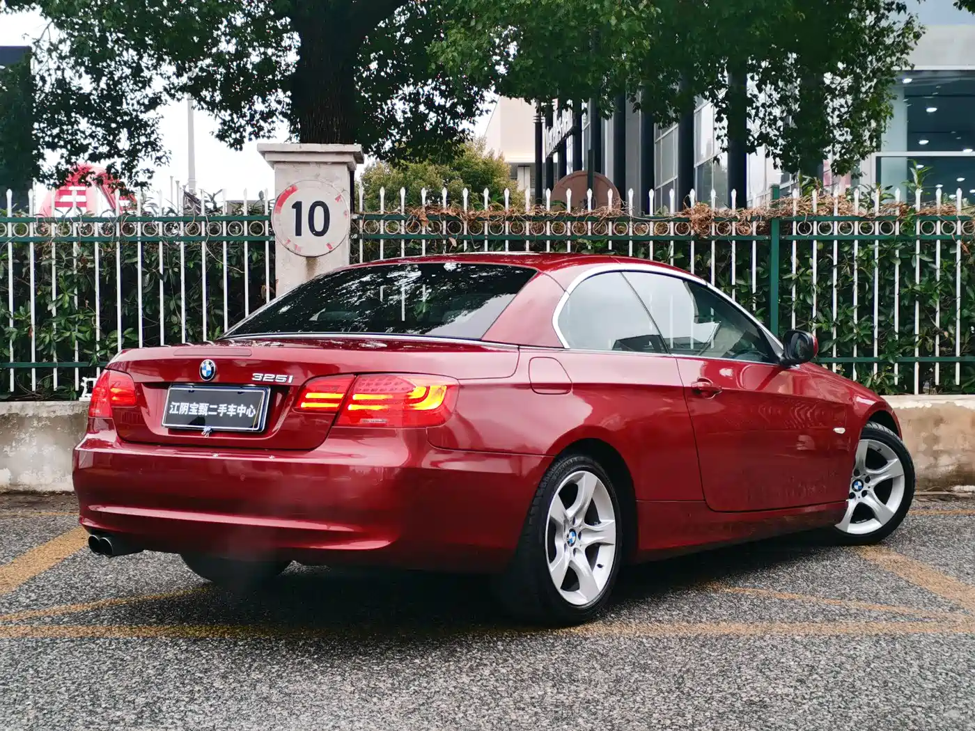 BMW 3 Series (Import) 2011 325i Convertible Coupe фото 4