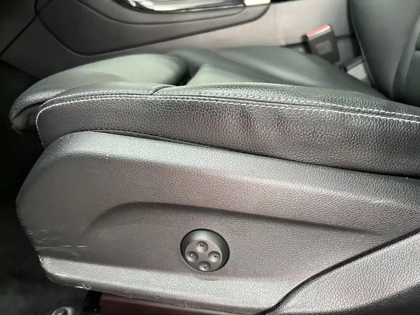 Mercedes-Benz GLC 2022 Facelift III GLC 260 L 4MATIC Dynamic фото 18