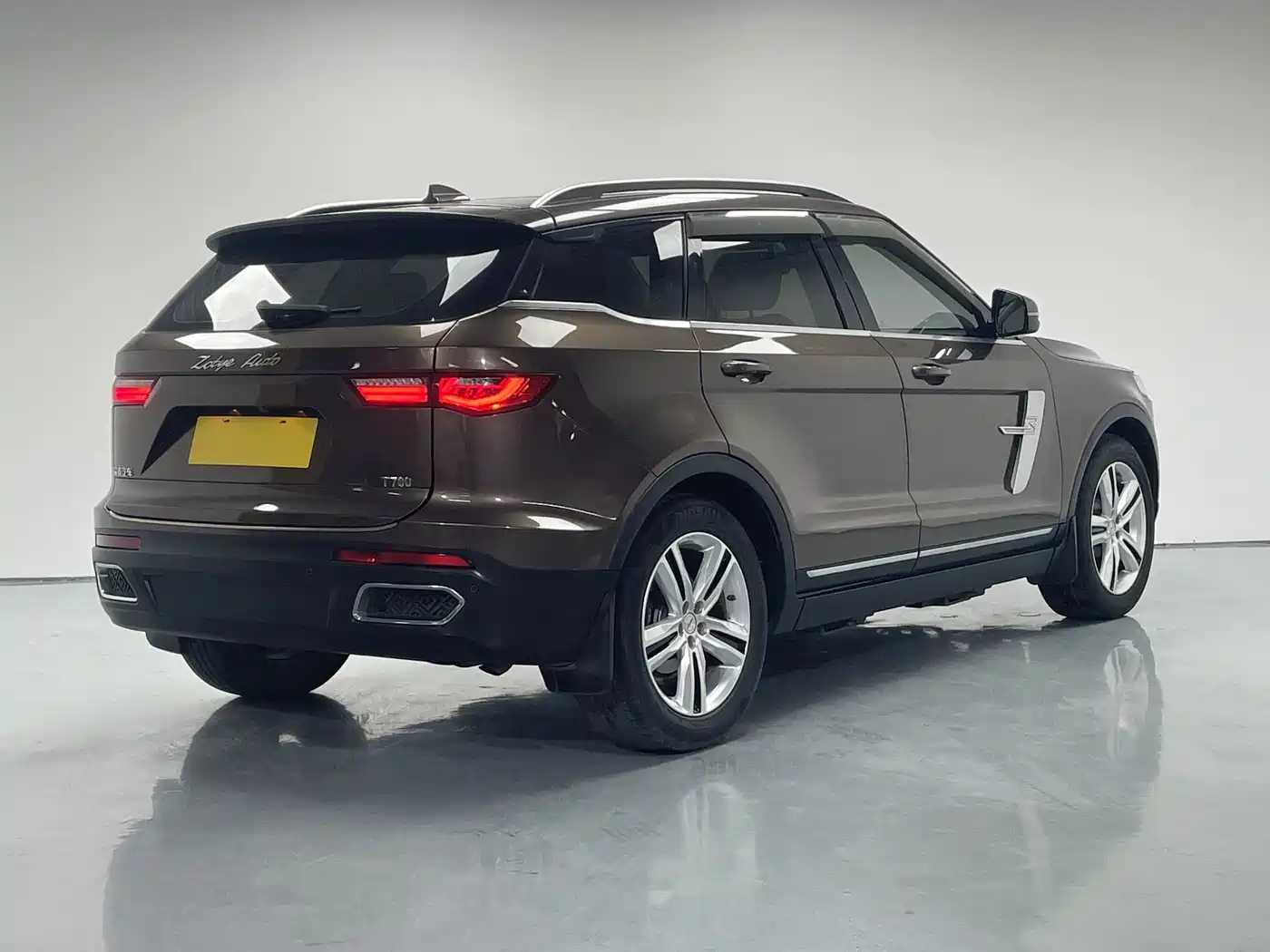 ZOTYE T700