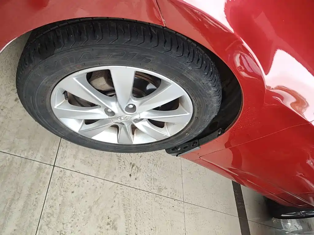 Hyundai Reina 2015 2014 Model 1.6L Automatic TOP
