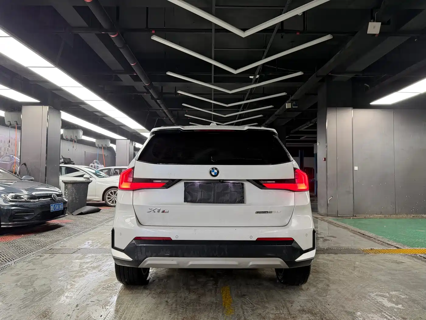 BMW X1 2024 2023 xDrive25Li X Design Package
