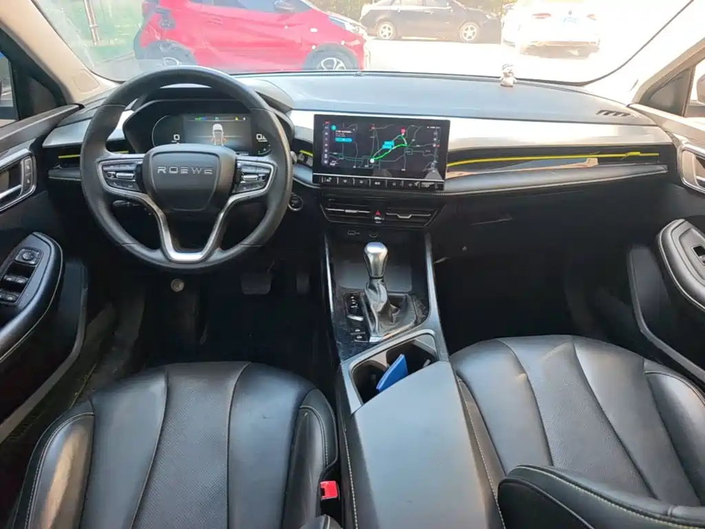 Фото 10 - Roewe i5