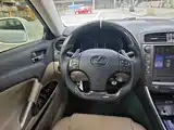 Photo 11 - Lexus IS