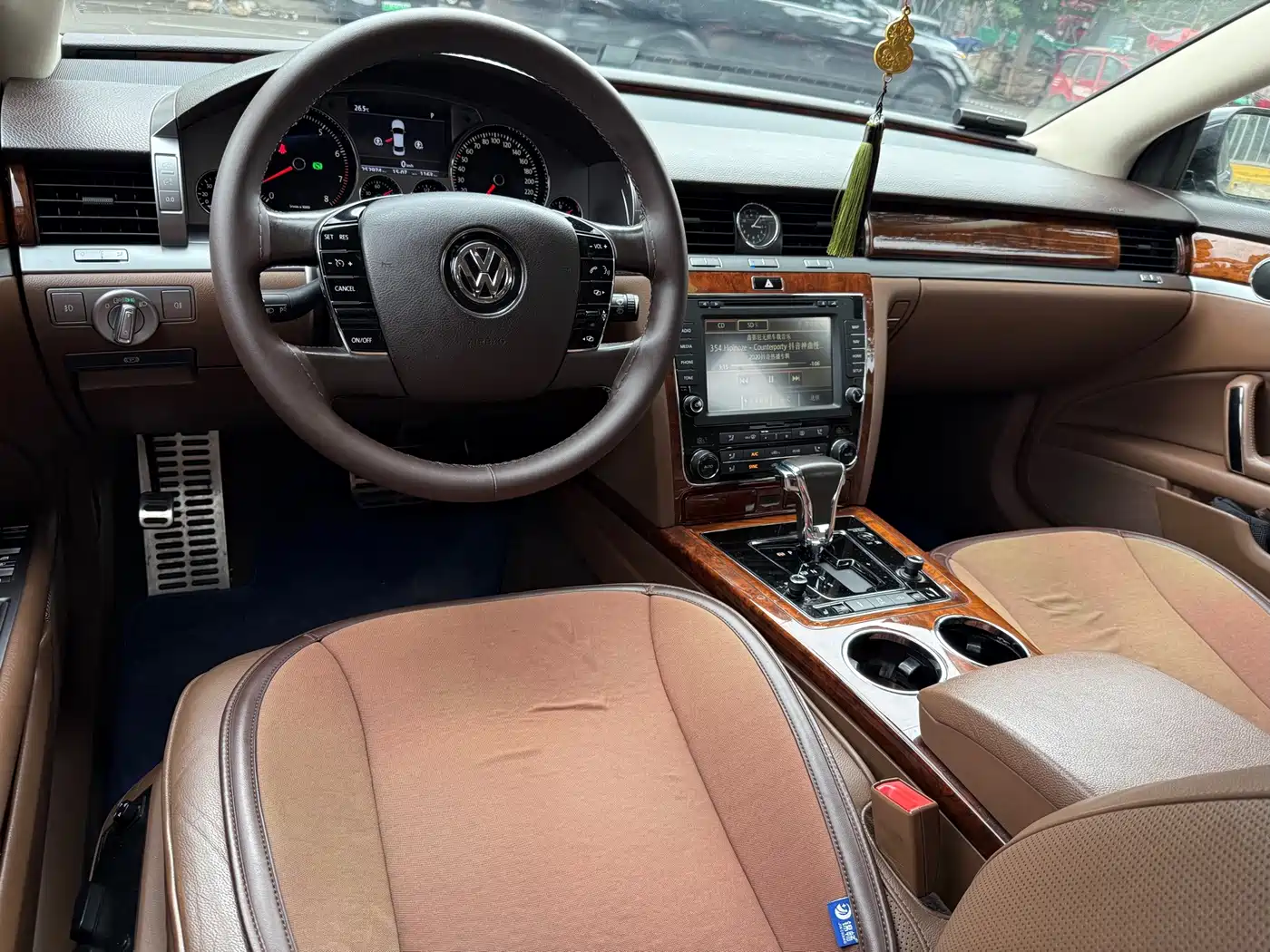 Volkswagen Phaeton 2016 2014 3.0L Business Edition