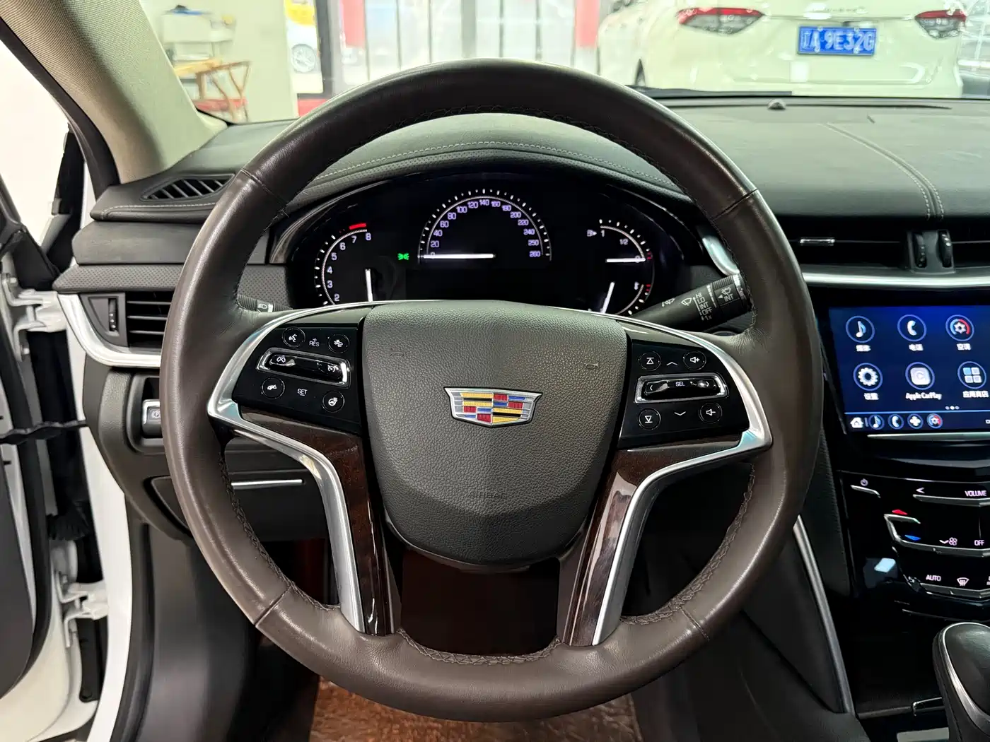 Cadillac XTS 2018 28T Technology фото 6